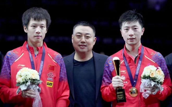 色的战术布 色的战术布